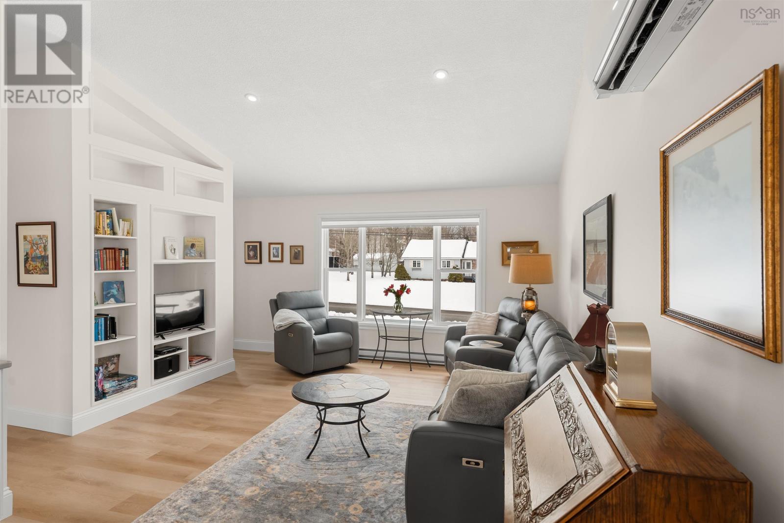 Property 23 of 49 of 149 Coldstream Drive