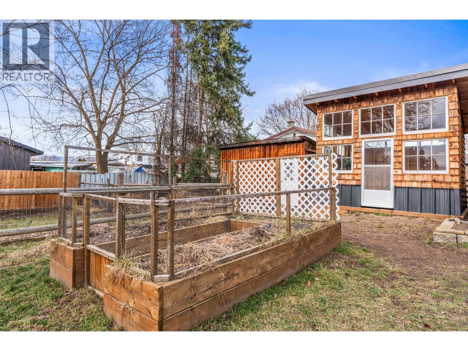 6670 L & A Road, Vernon