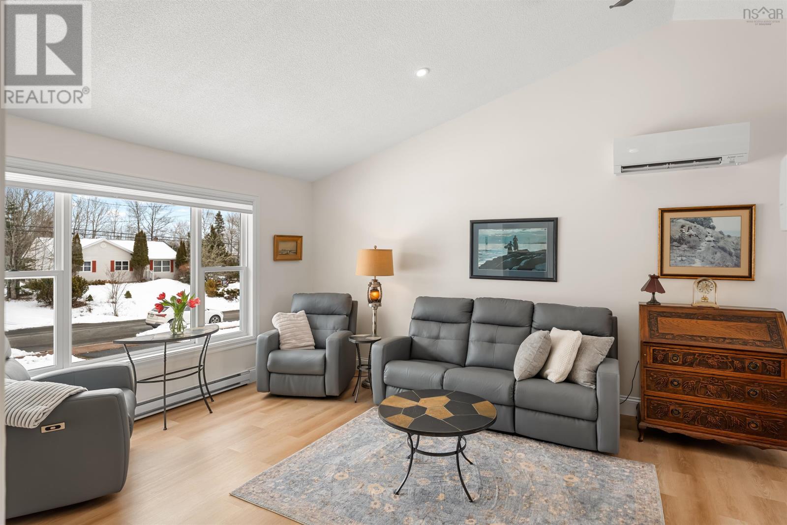 Property 18 of 49 of 149 Coldstream Drive