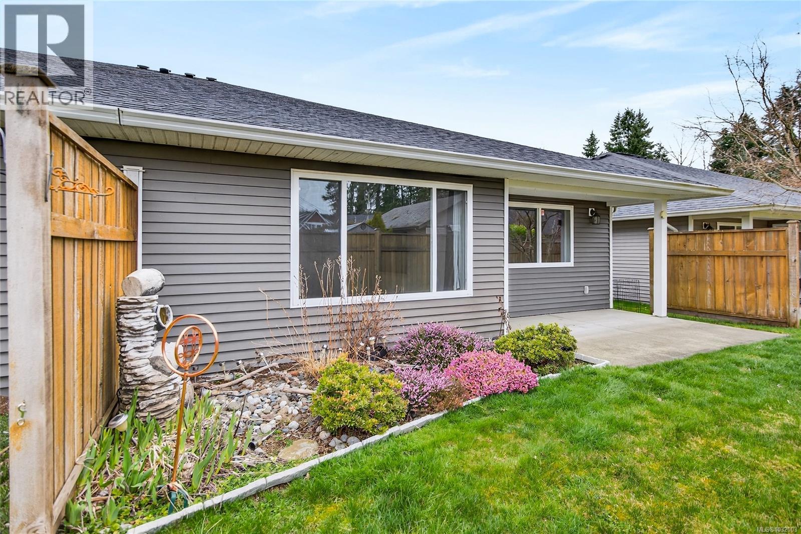 #8 3400 CONISTON CRES - 20