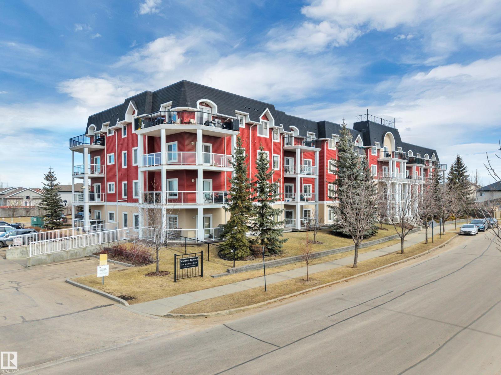 #211 226 MACEWAN RD SW - 1