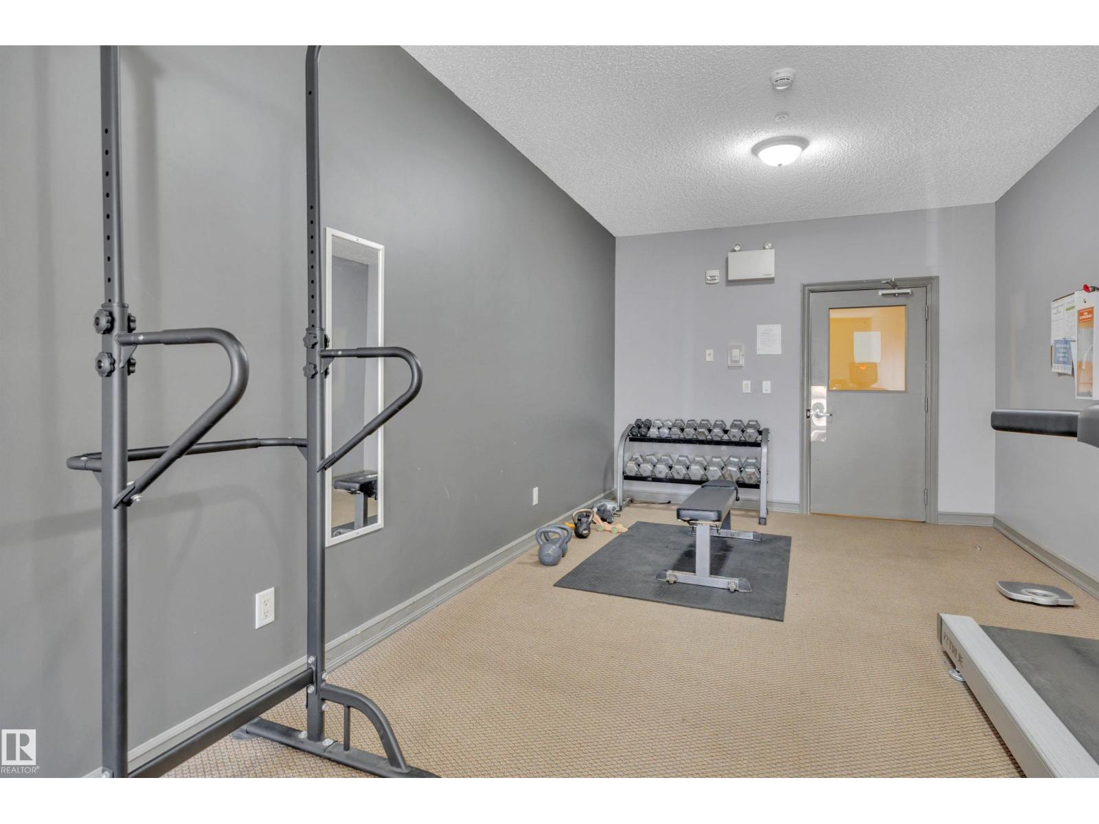 #211 226 MACEWAN RD SW - 32
