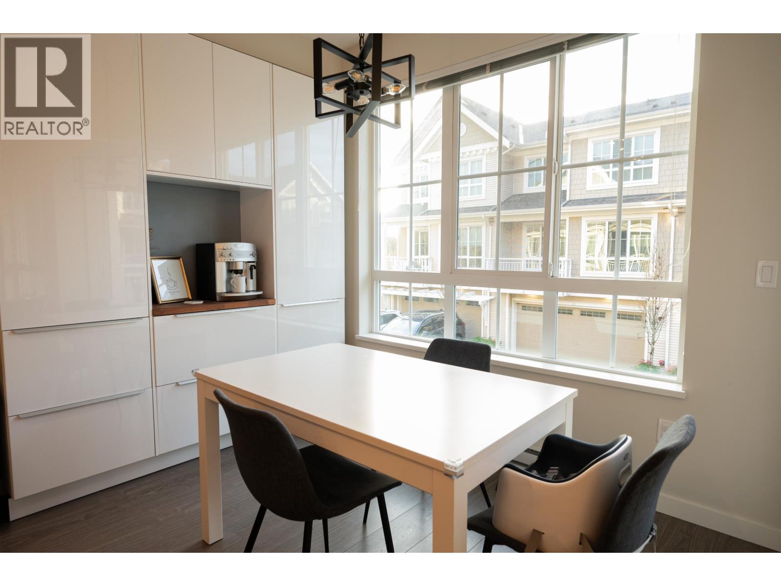 #45-5510 ADMIRAL Way, Delta