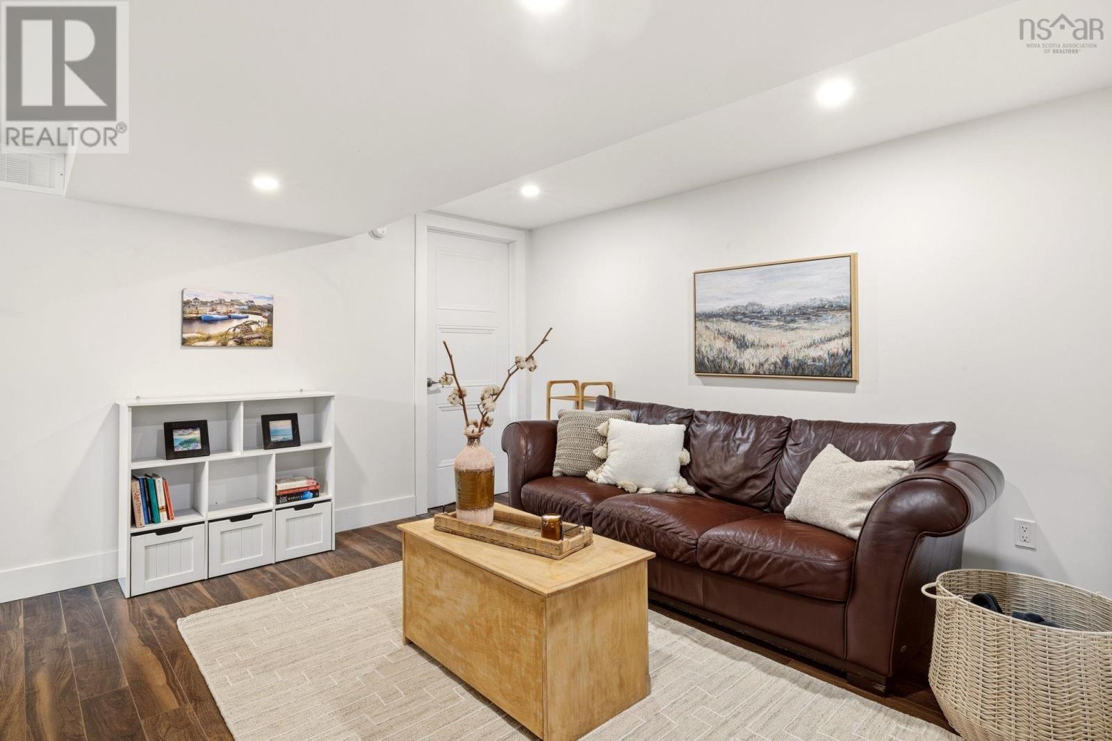 Property 21 of 31 of 34 Grimes Avenue