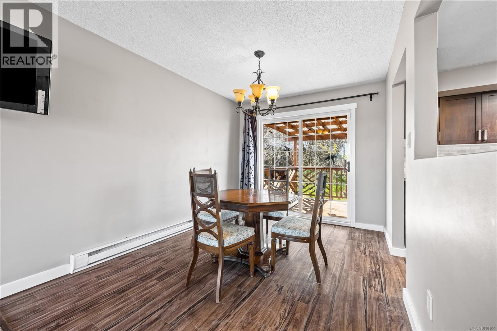 893 GEORGIA AVE - 16