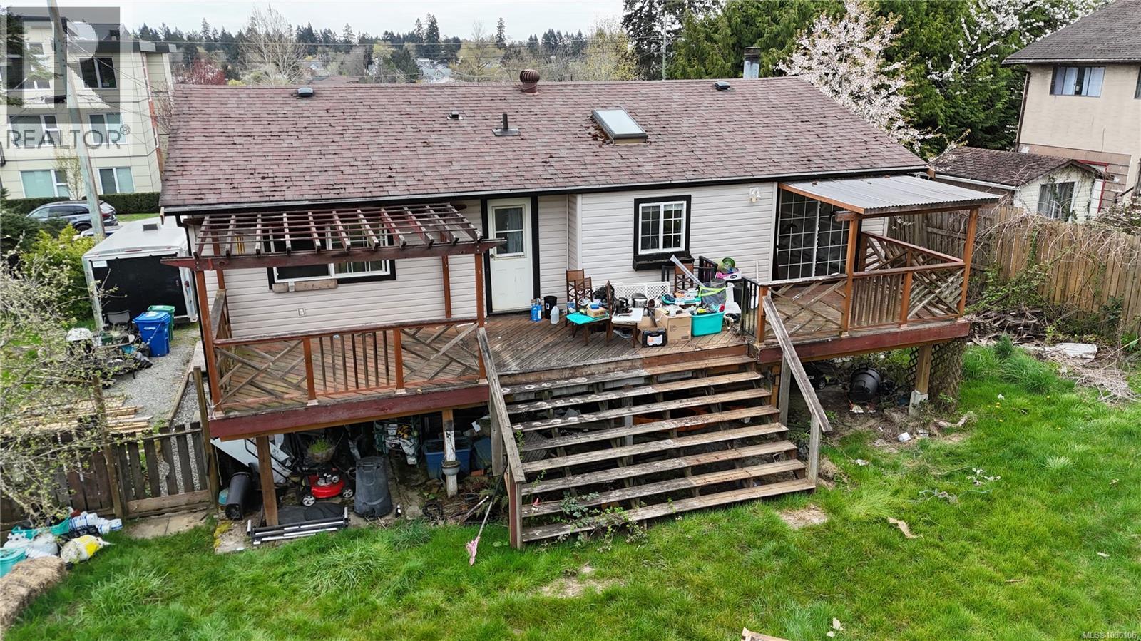 893 GEORGIA AVE - 39