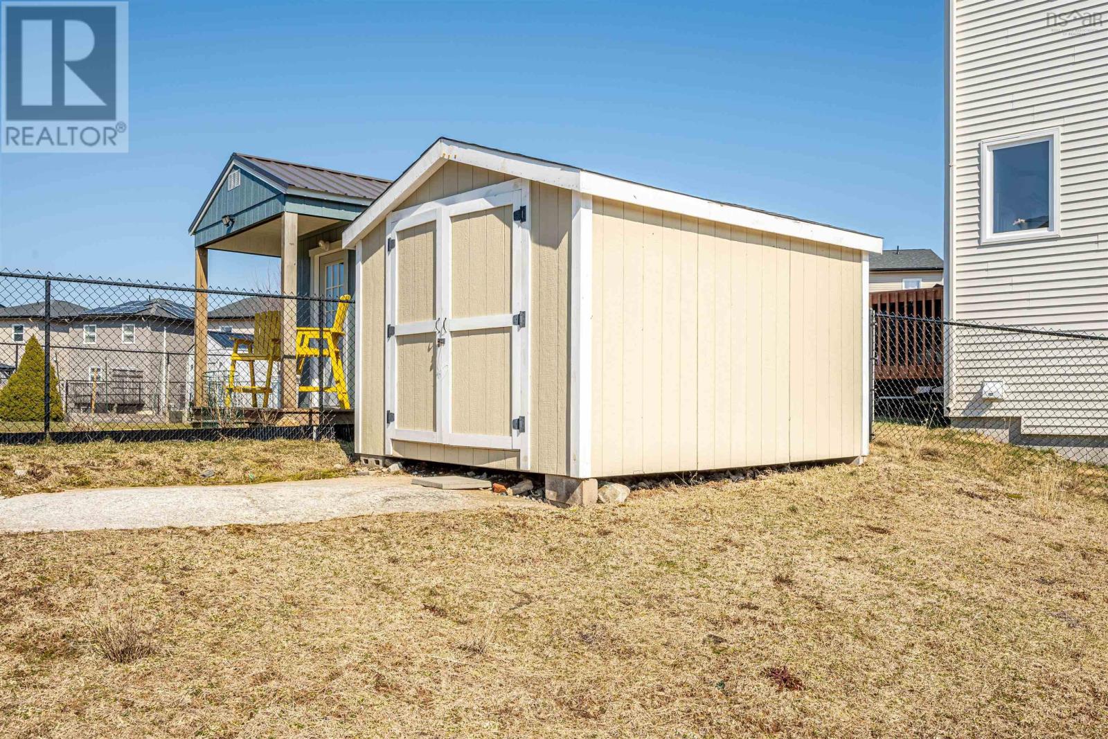 Property 44 of 50 of 122 Onyx Crescent