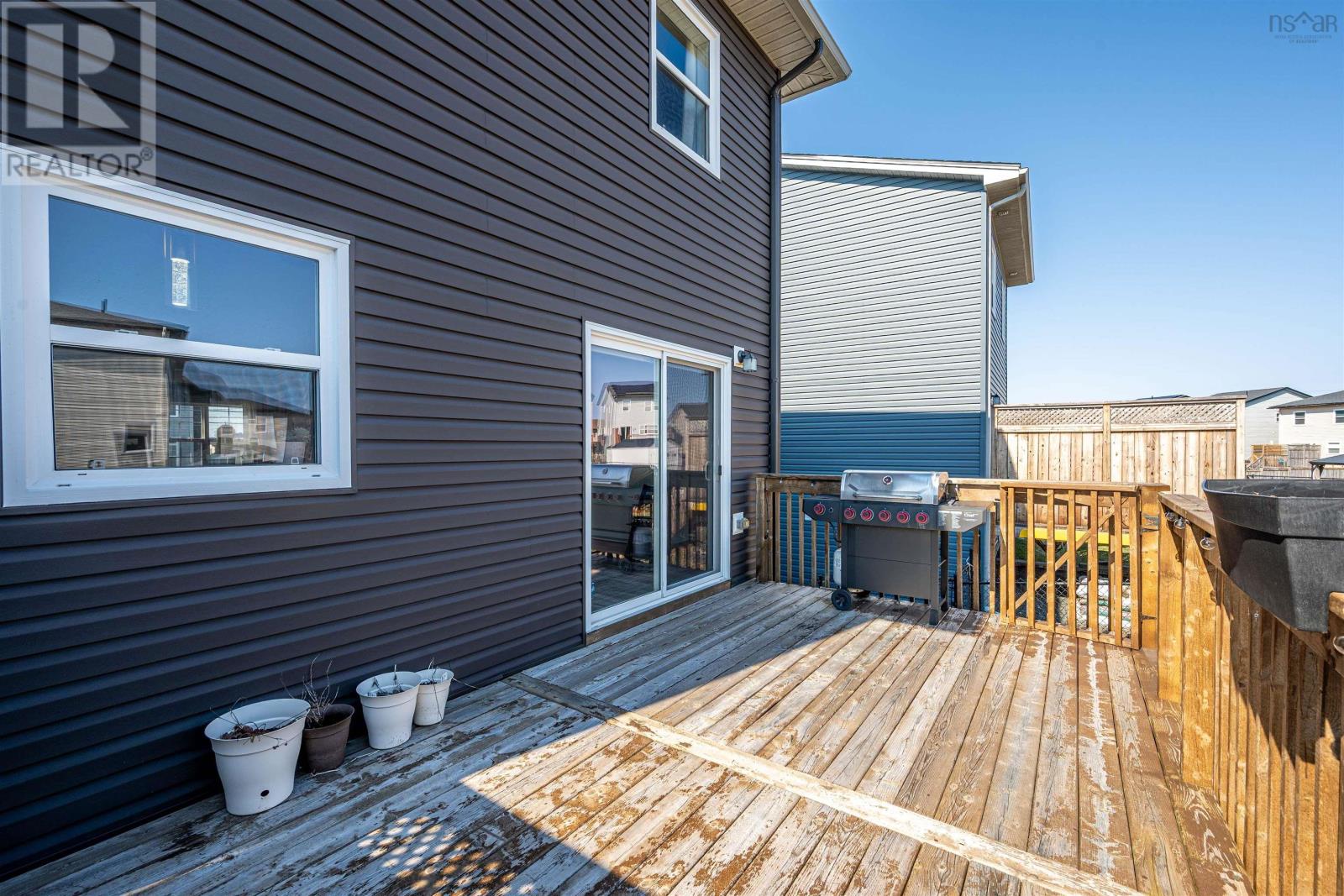 Property 47 of 50 of 122 Onyx Crescent