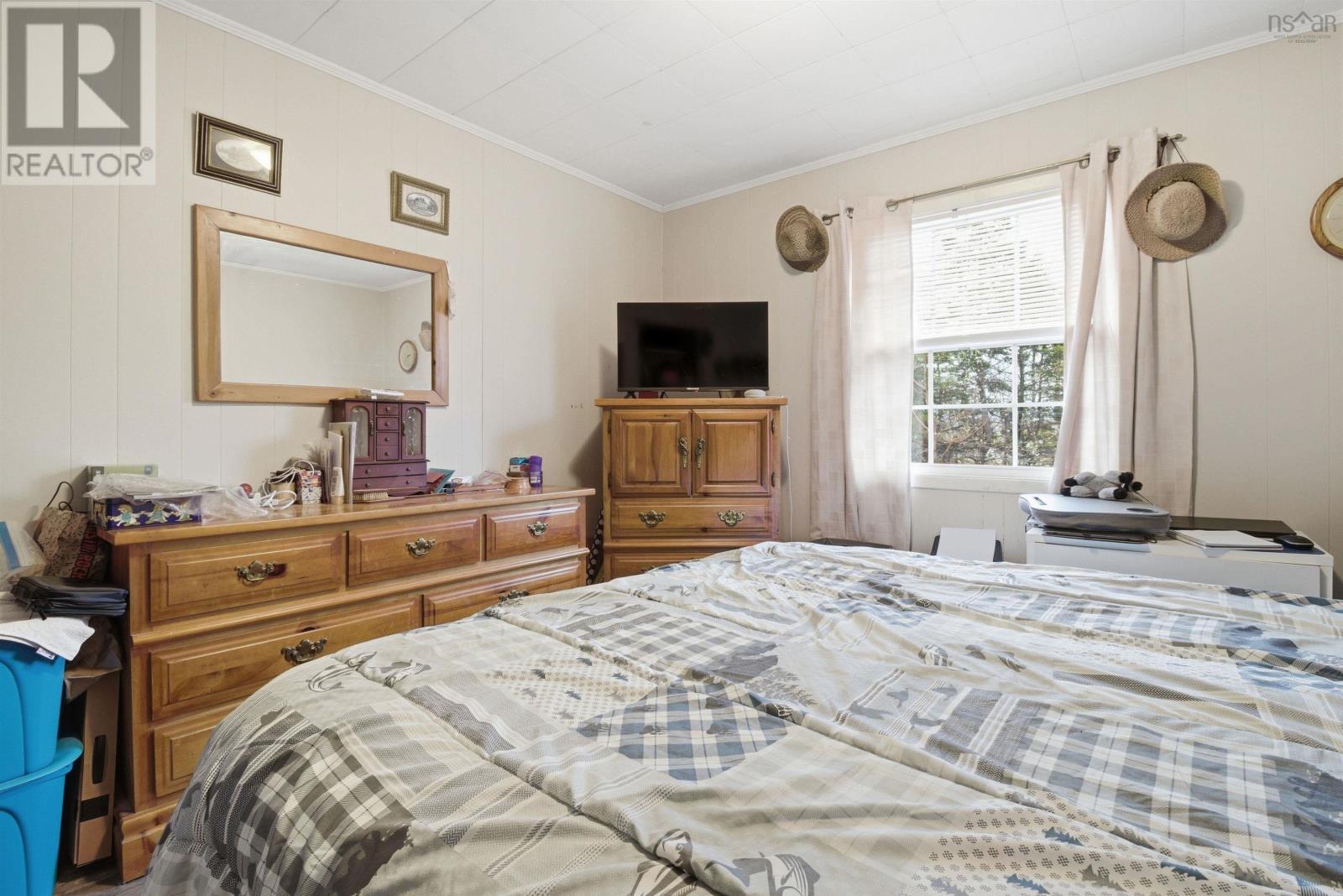 Property 13 of 30 of 135 Redmonds Road