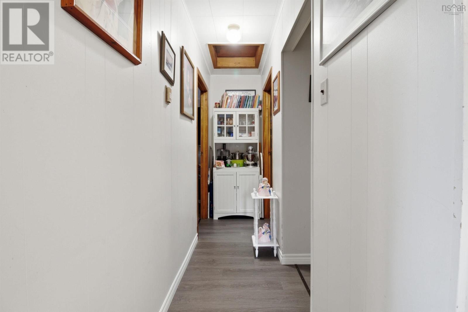 Property 11 of 30 of 135 Redmonds Road