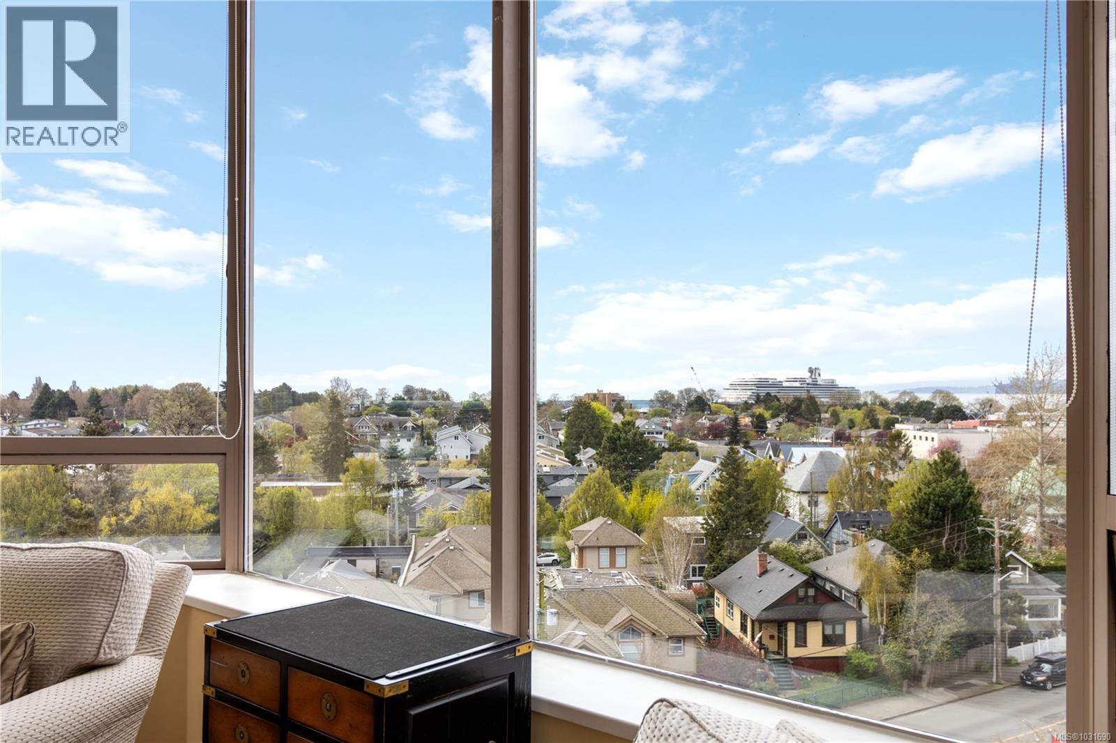 1000 630 Montreal Street, Victoria