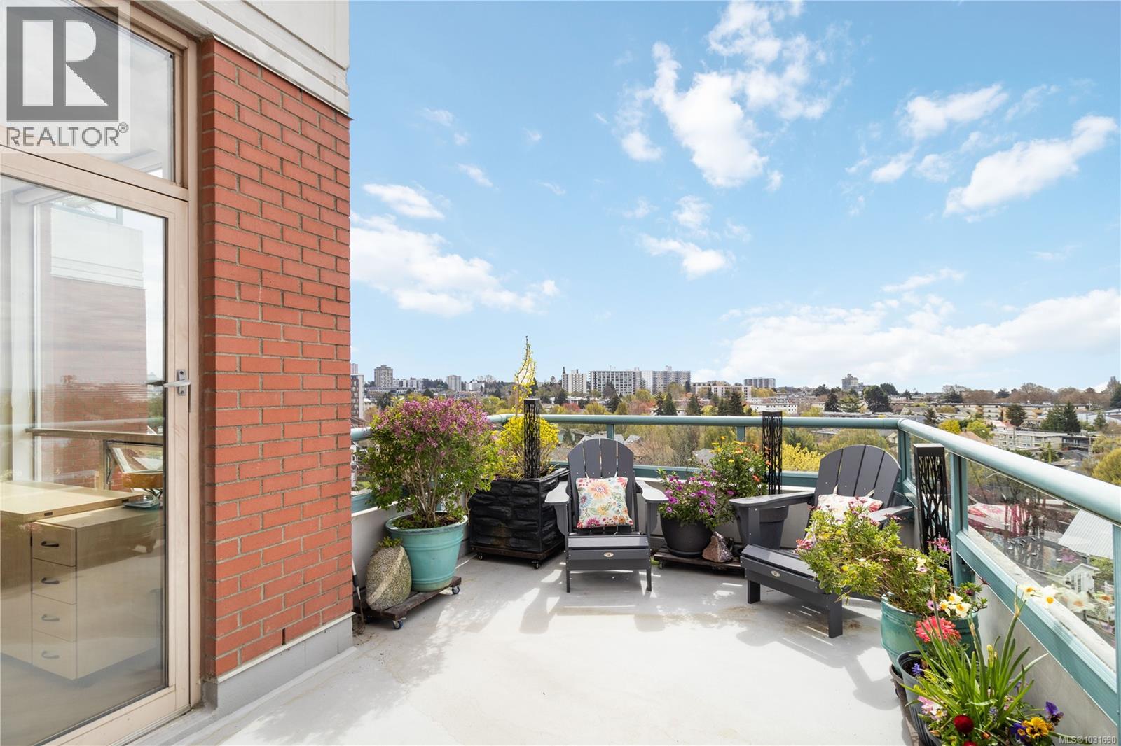 1000 630 Montreal Street, Victoria