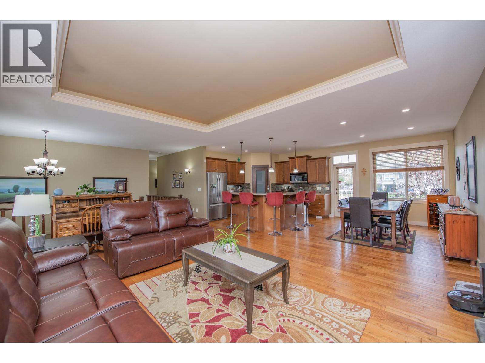 523 MIDDLETON WAY - 18