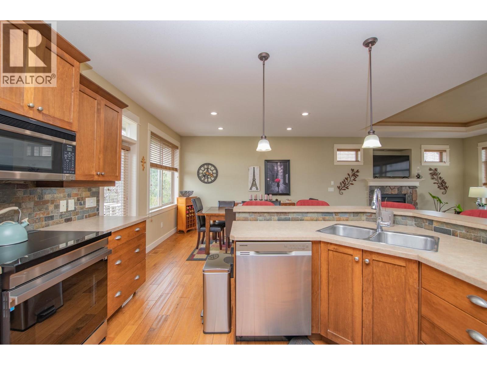 523 MIDDLETON WAY - 25