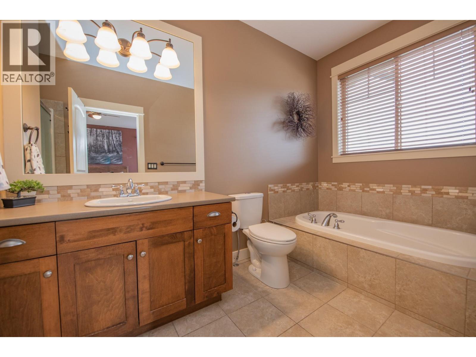 523 MIDDLETON WAY - 39