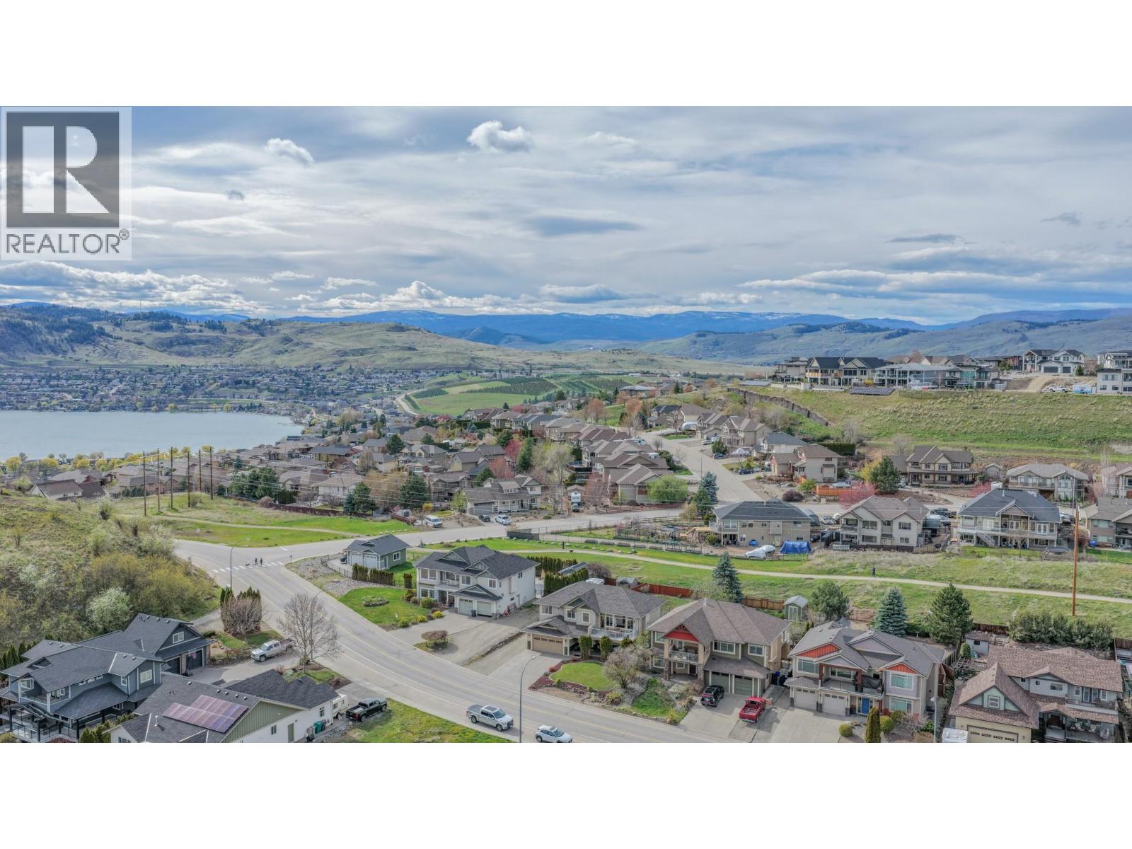 523 MIDDLETON WAY - 63