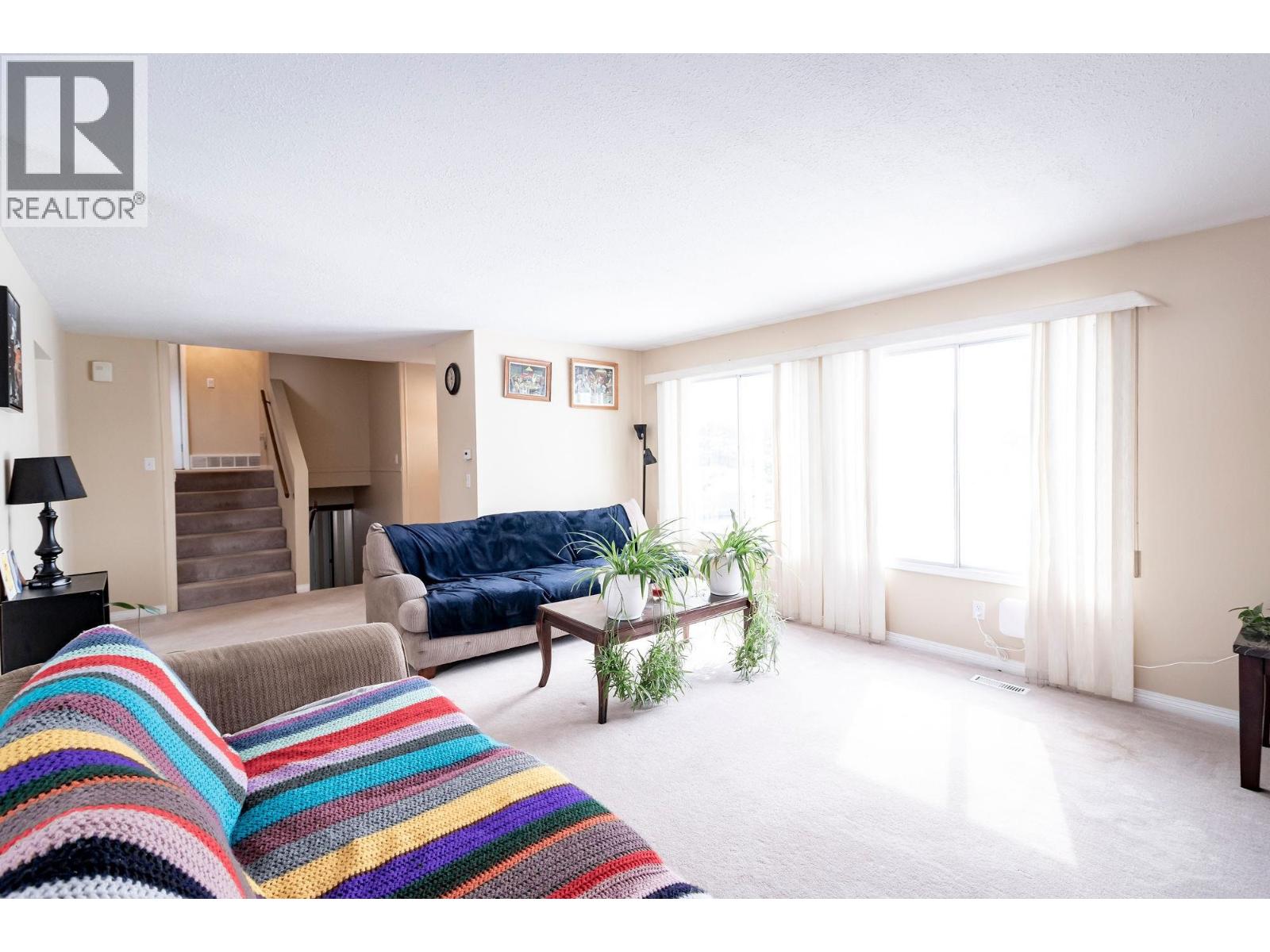 9128 97 AVENUE - Image 2