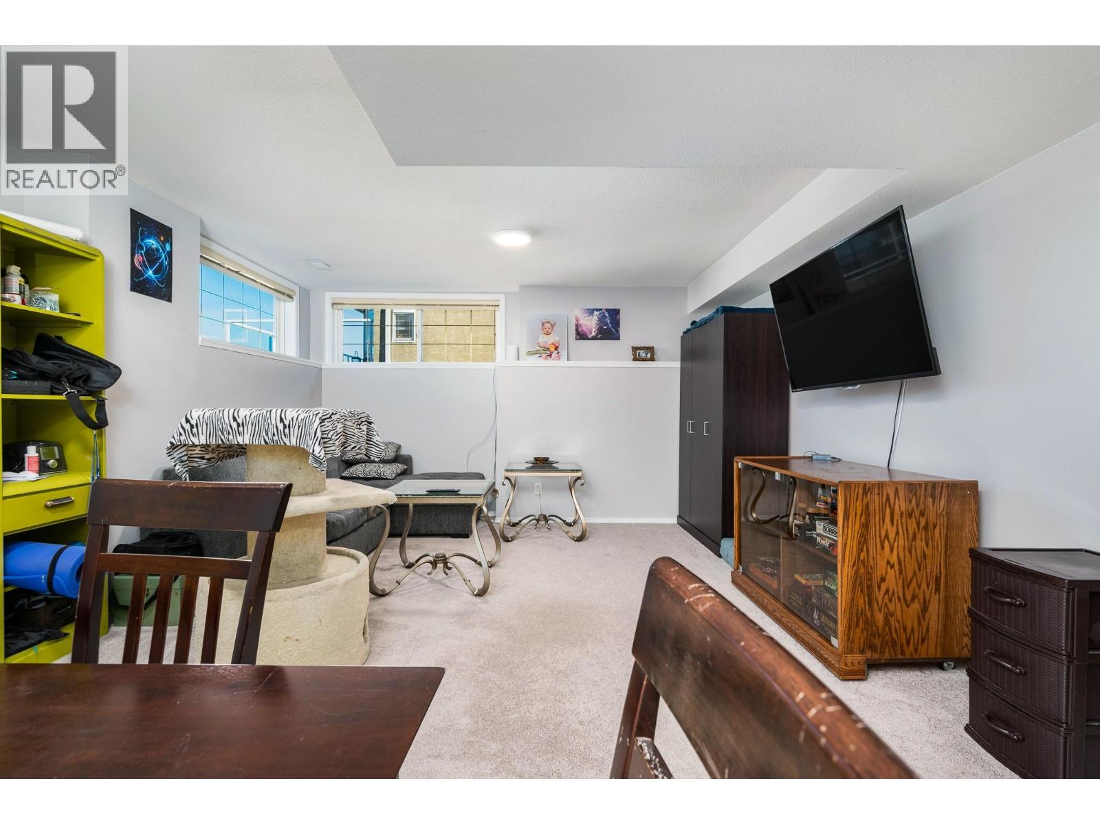 867 Mt. Grady Place, Vernon