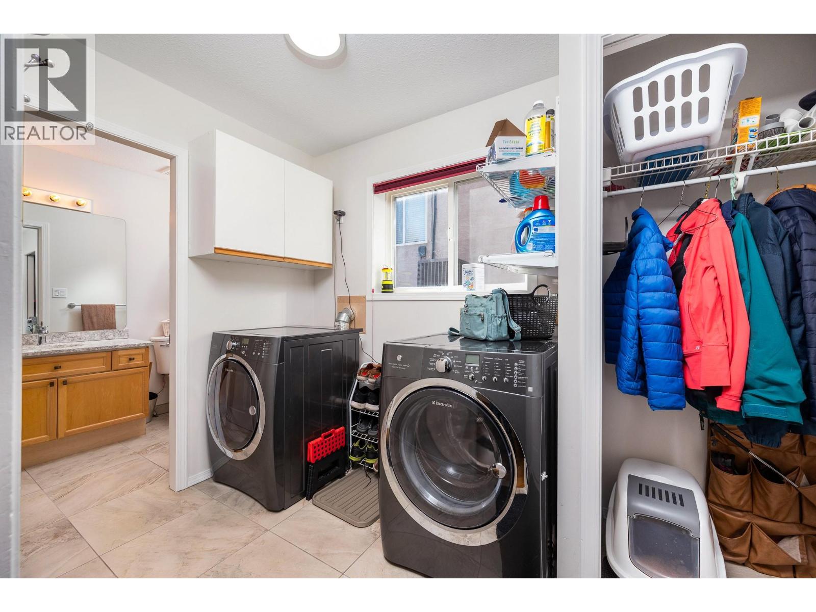 867 Mt. Grady Place, Vernon