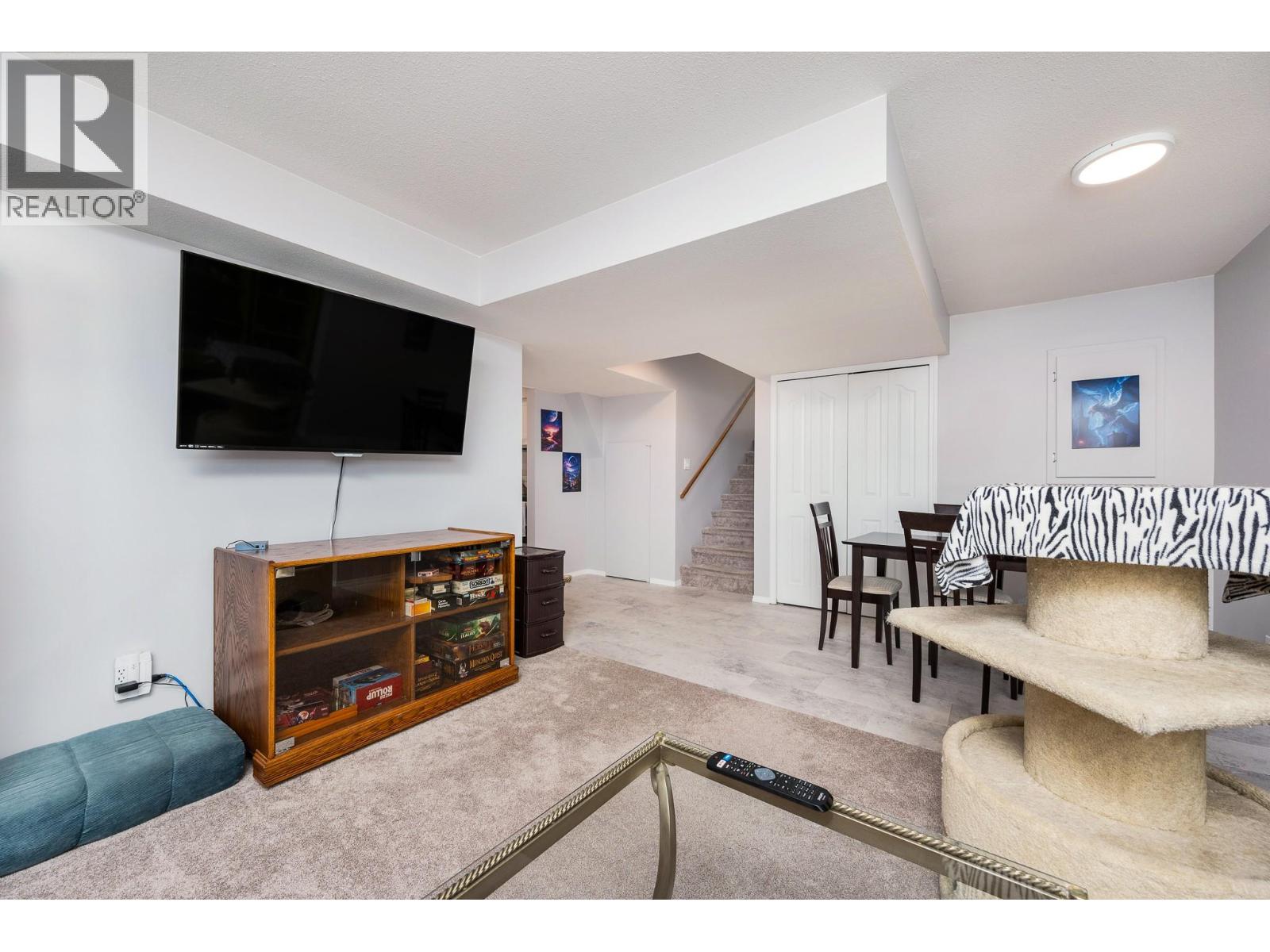 867 Mt. Grady Place, Vernon