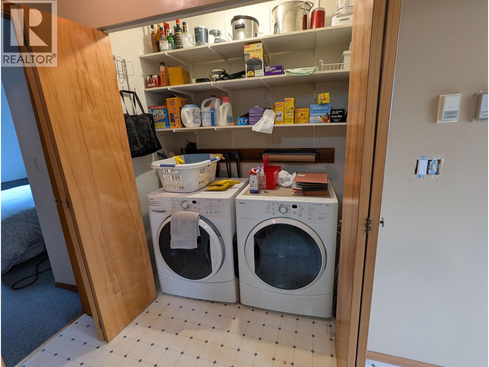 8516 BLUFF Road, Telkwa