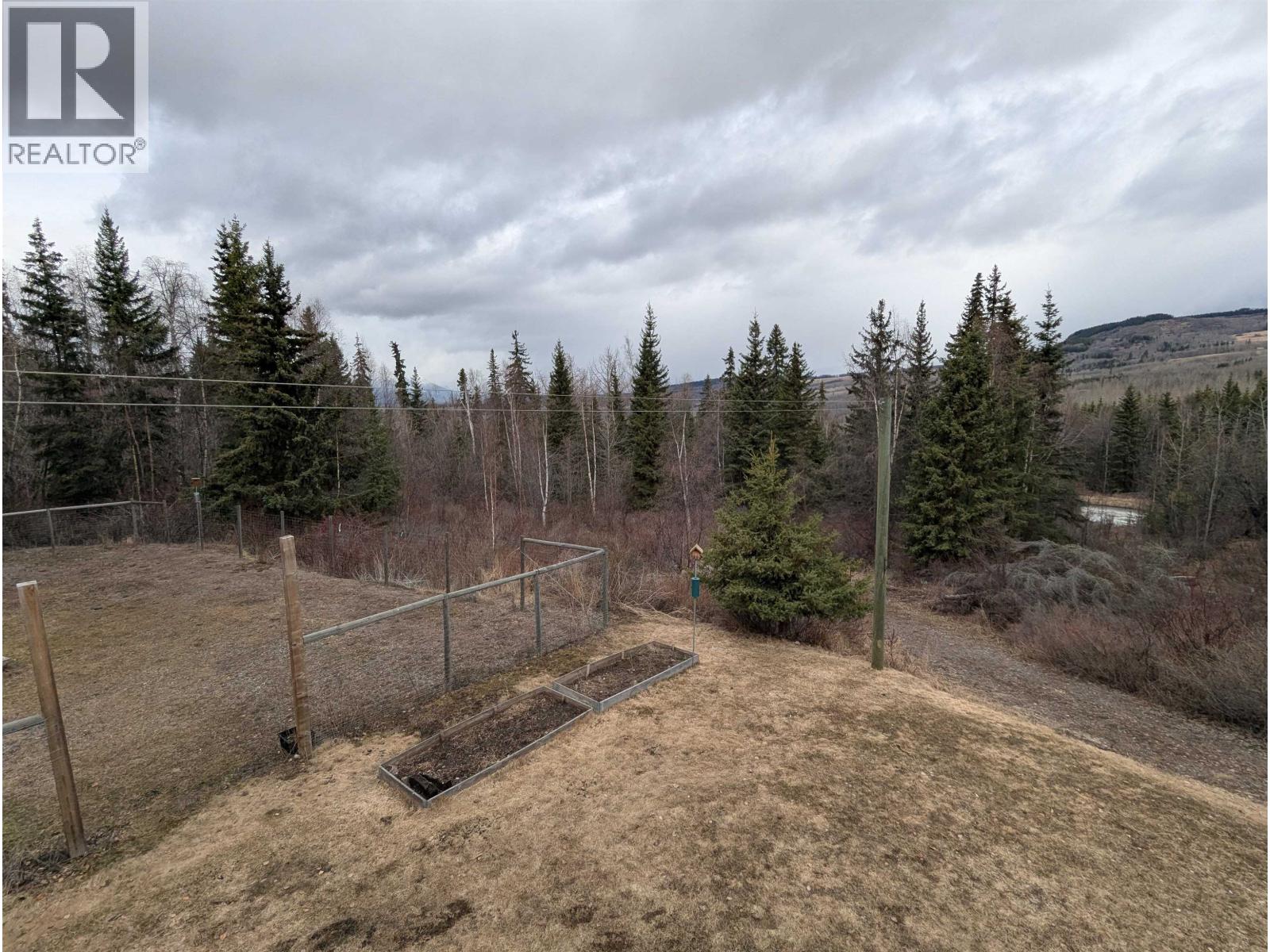 8516 BLUFF Road, Telkwa