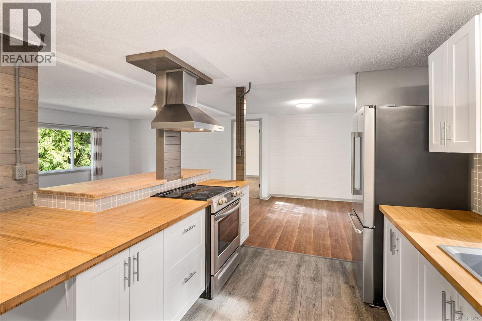 6255 East Sooke Road, Sooke
