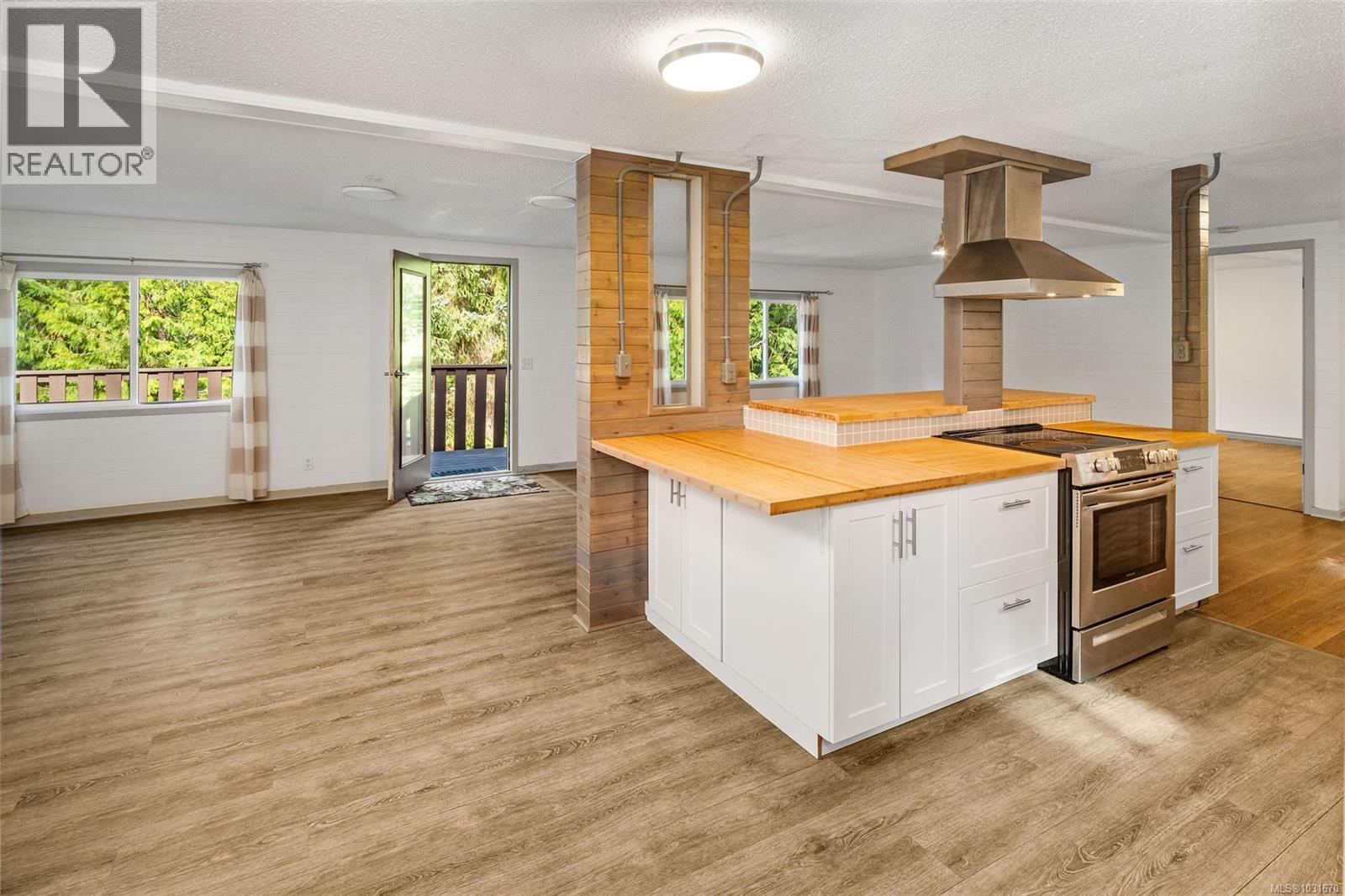  6255 East Sooke Road, Sooke