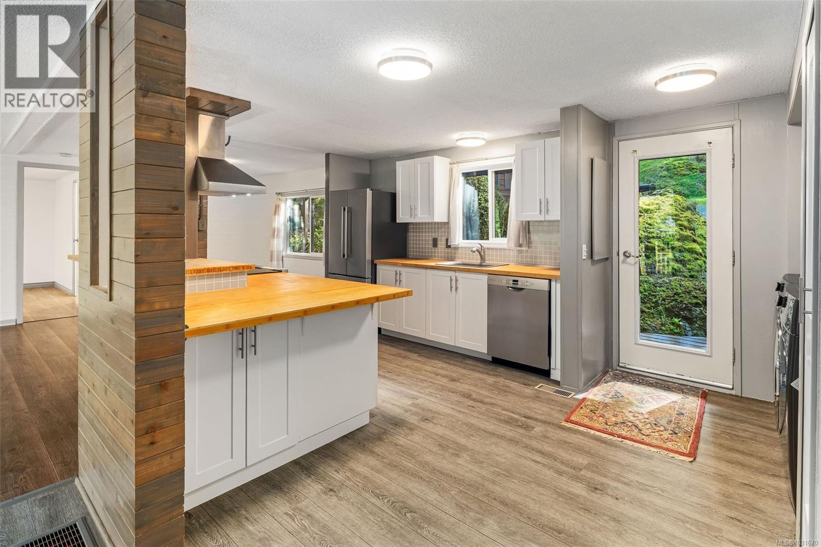  6255 East Sooke Road, Sooke