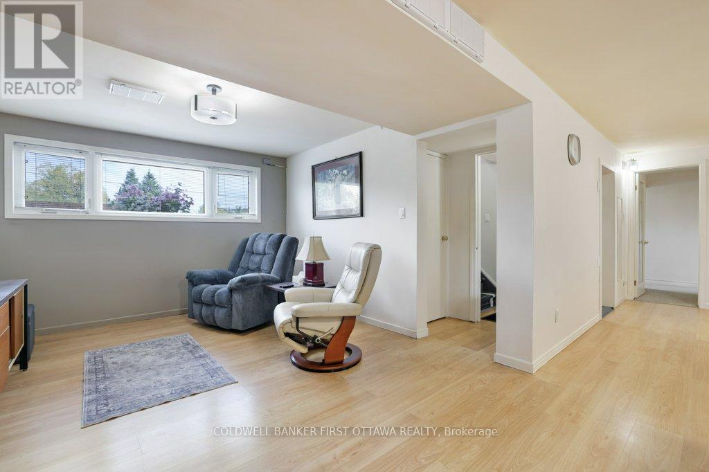 1181 HOLBROOK ROAD - 19