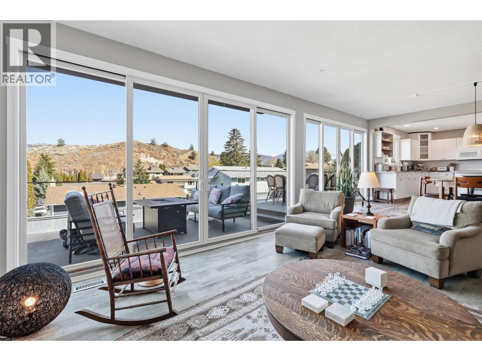2266 Omineca Drive - 11