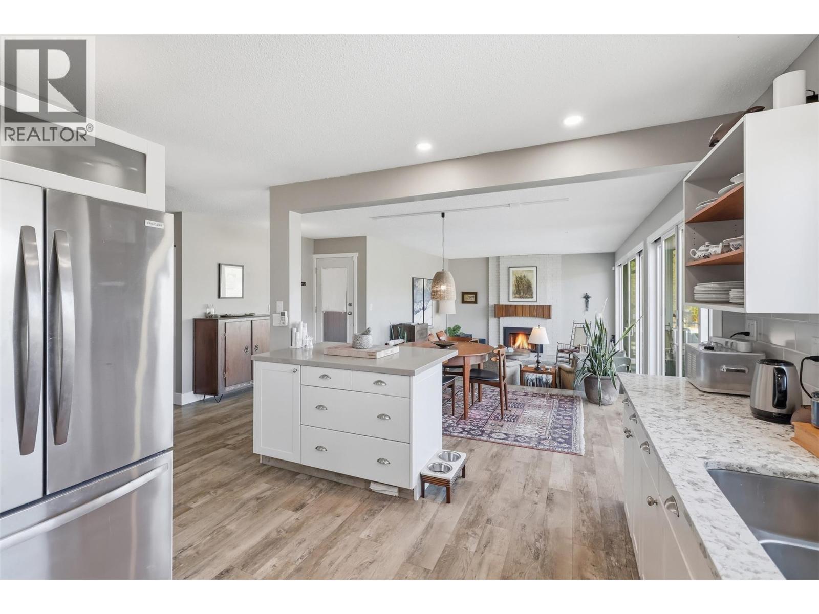 2266 Omineca Drive - 20
