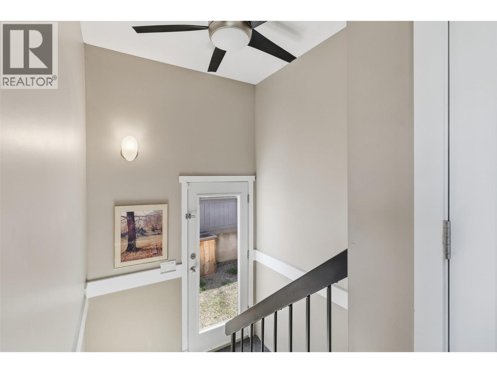 2266 Omineca Drive - 38