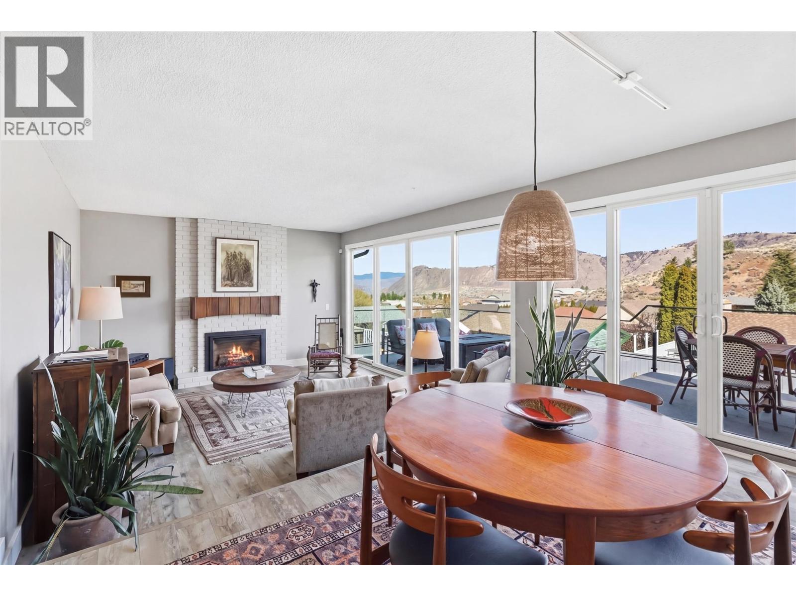2266 Omineca Drive - 6