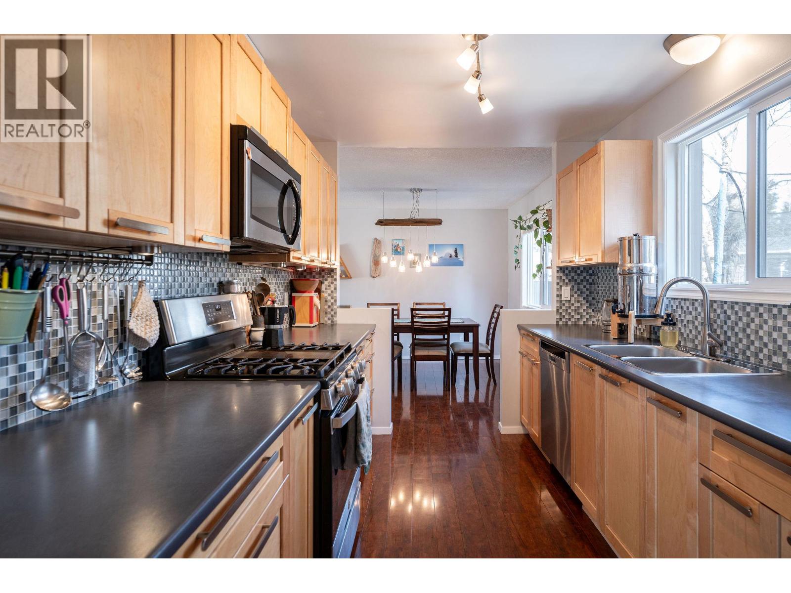 1900 JADE PLACE - 11