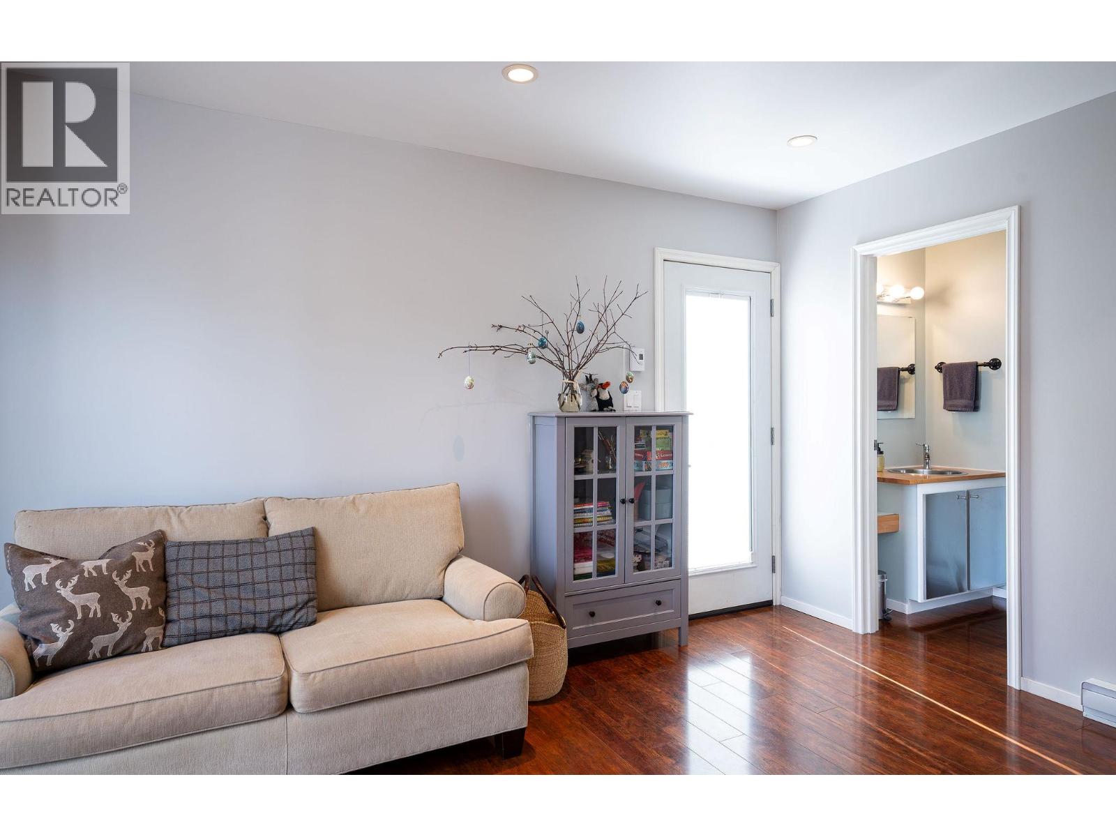 1900 JADE PLACE - 18