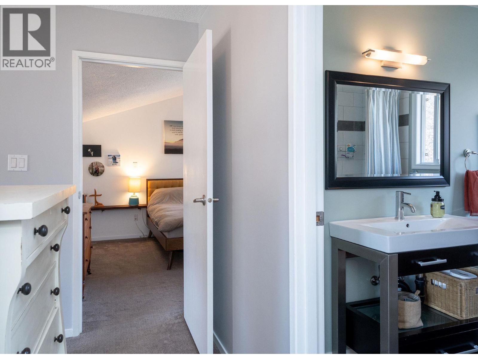 1900 JADE PLACE - 22