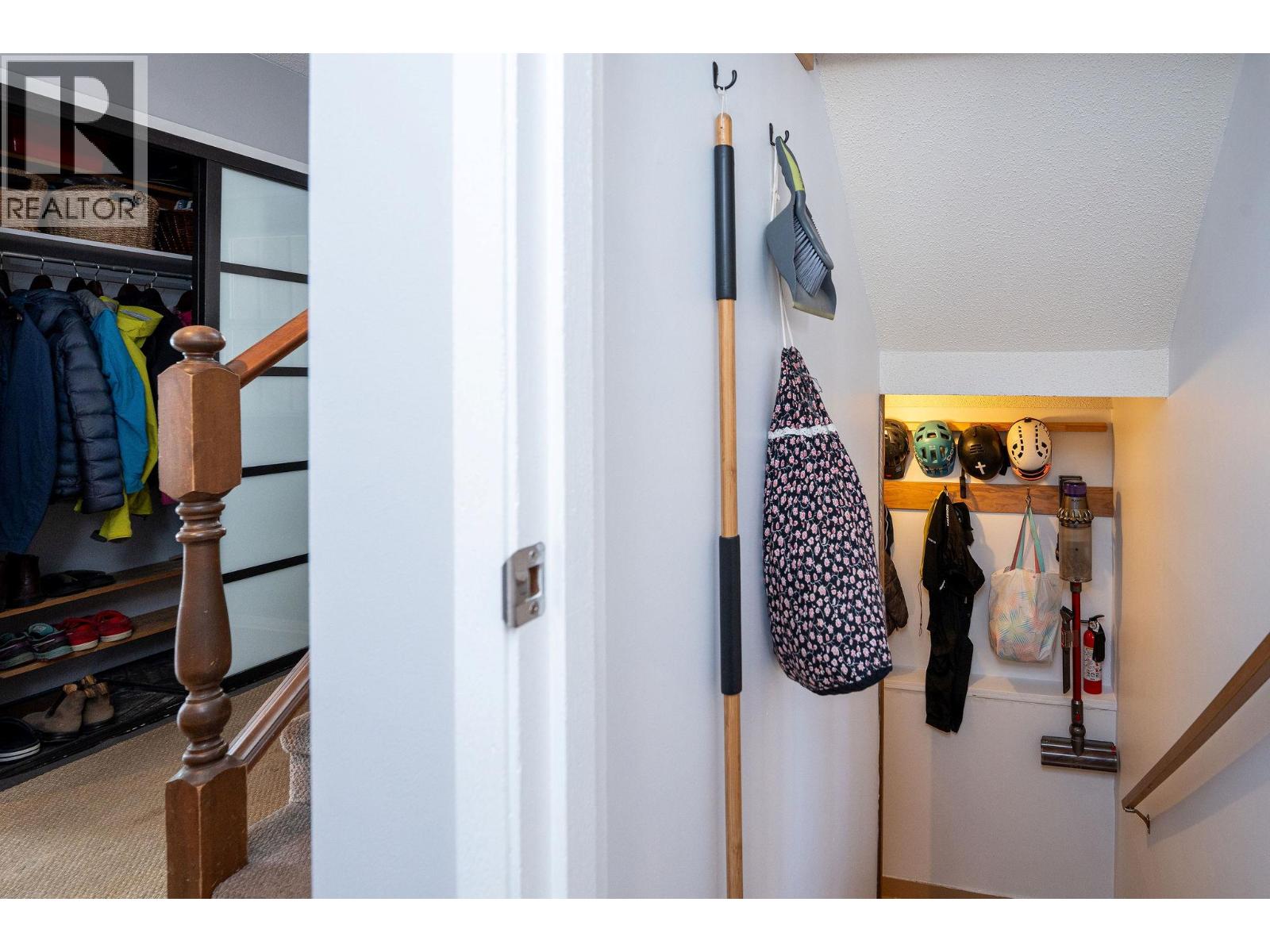 1900 JADE PLACE - 28