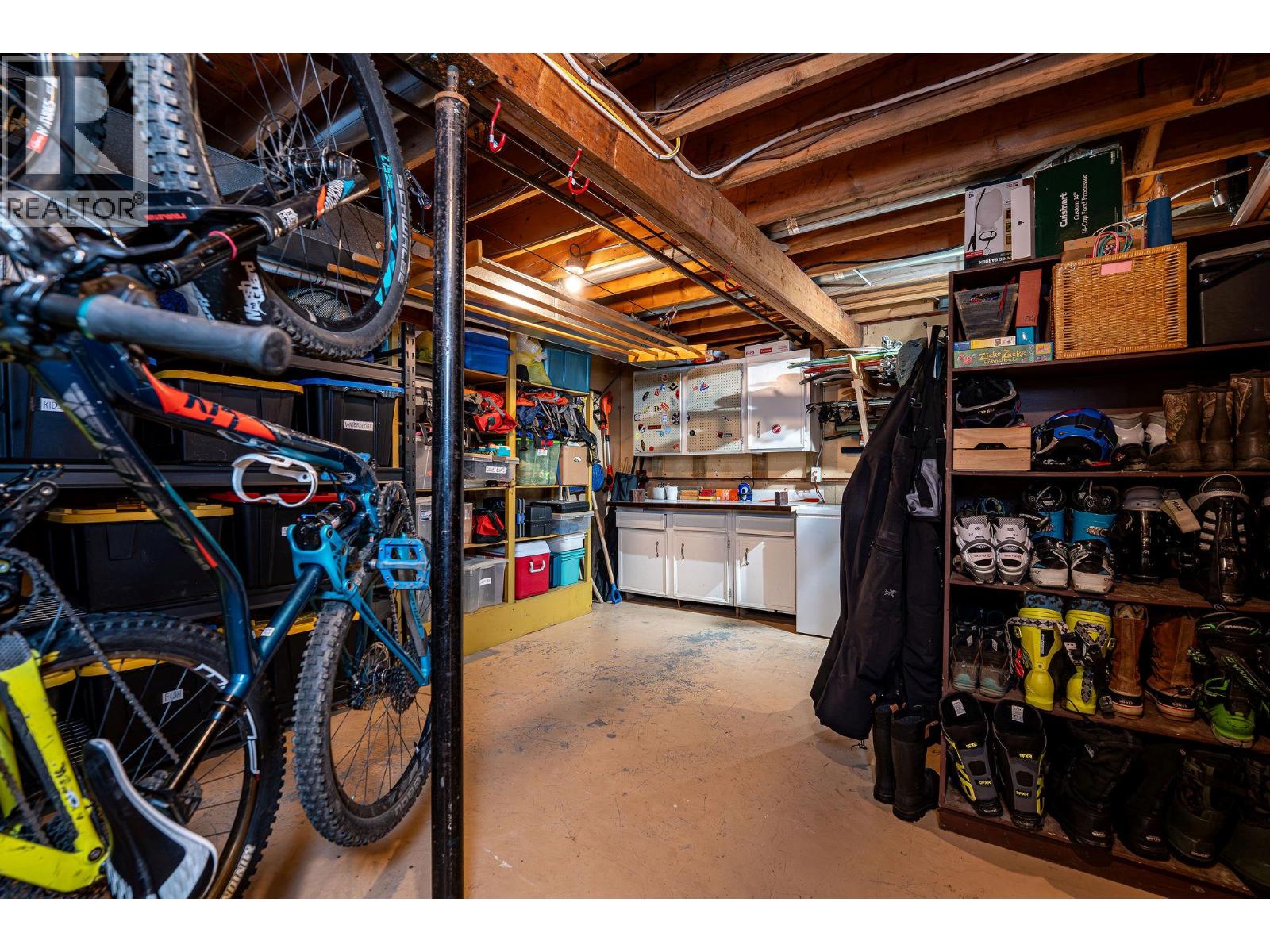 1900 JADE PLACE - 31