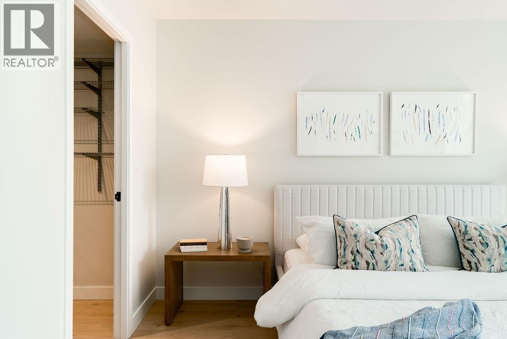 1471 HOWE STREET, Vancouver