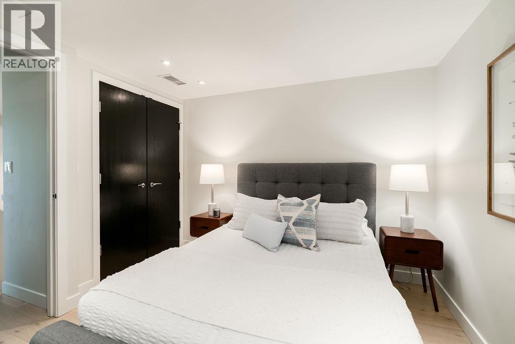 1471 HOWE STREET, Vancouver