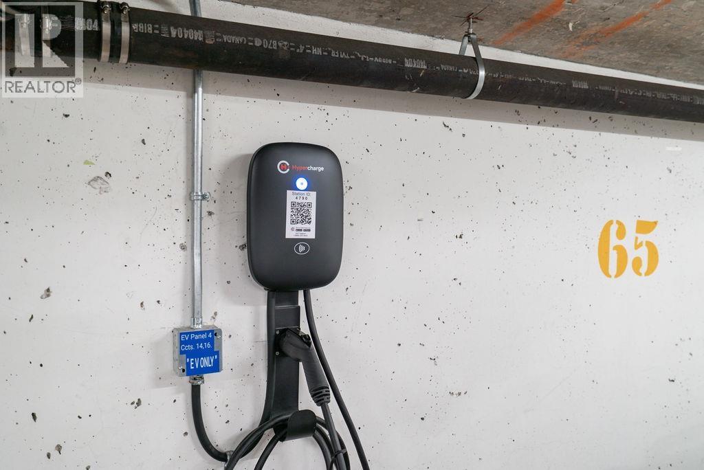 1471 HOWE STREET, Vancouver