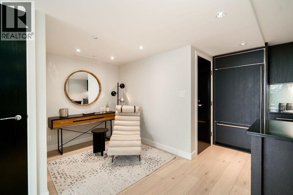 1471 HOWE STREET, Vancouver