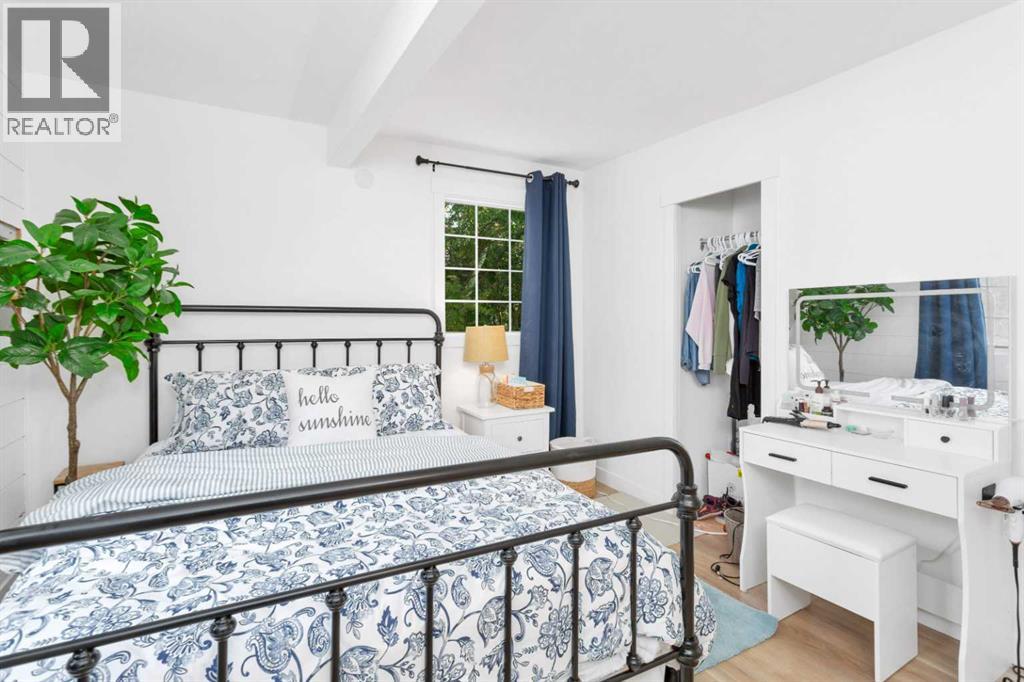 79 BIRCHCLIFF ROAD - 23