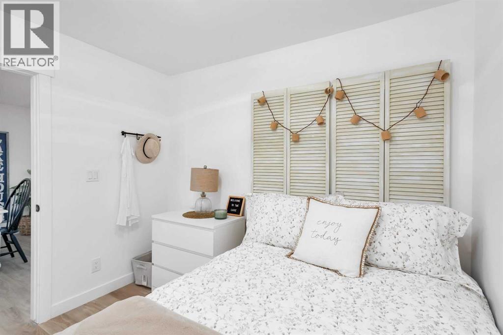 79 BIRCHCLIFF ROAD - 27