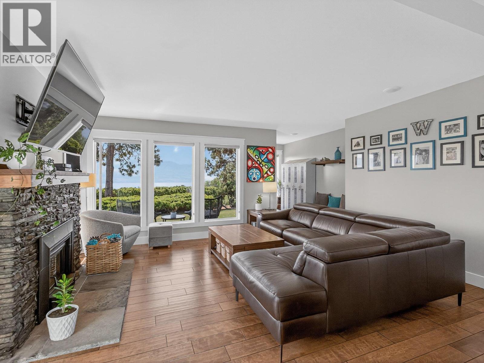  2715 Boucherie Road, West Kelowna