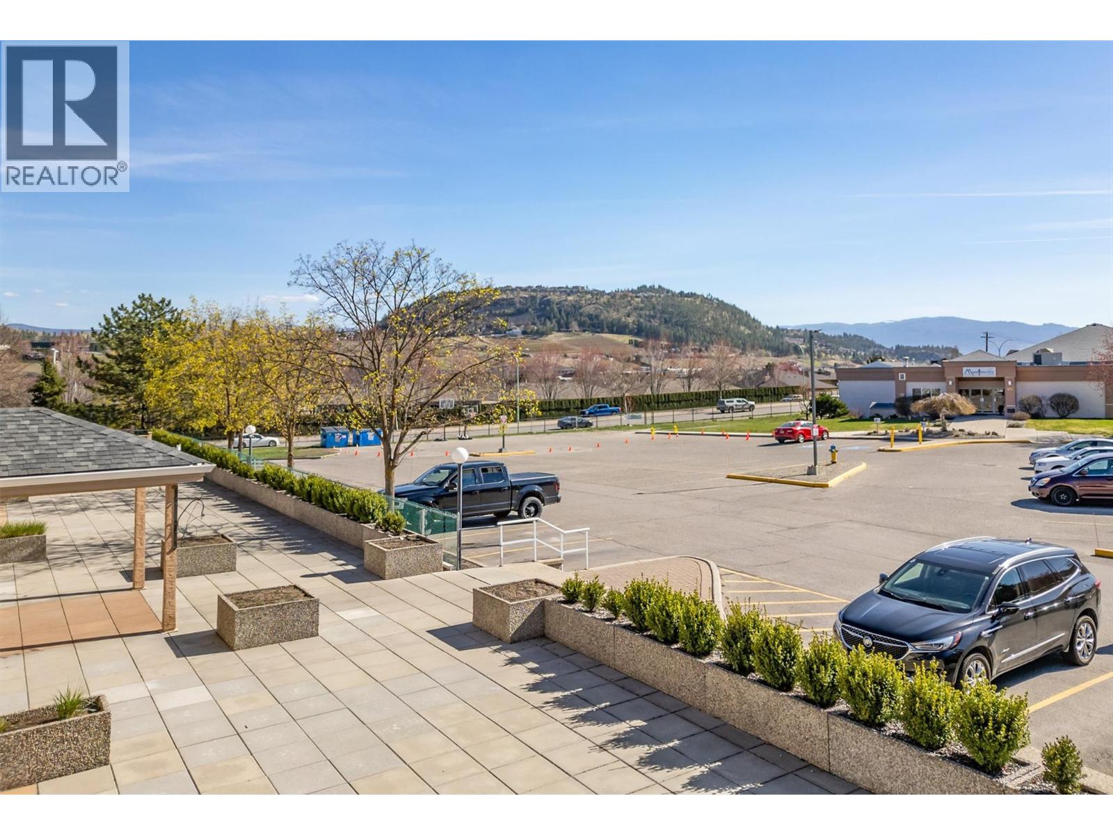 #314 265 Snowsell Street - 27