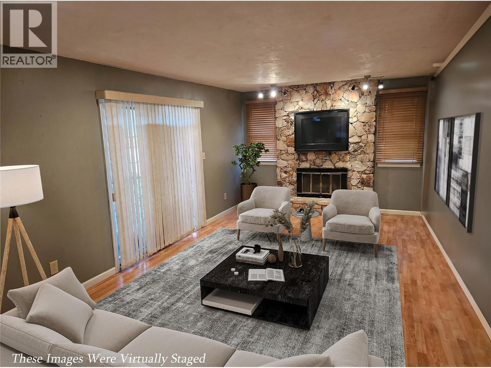  599 Clifton Road South, Kelowna