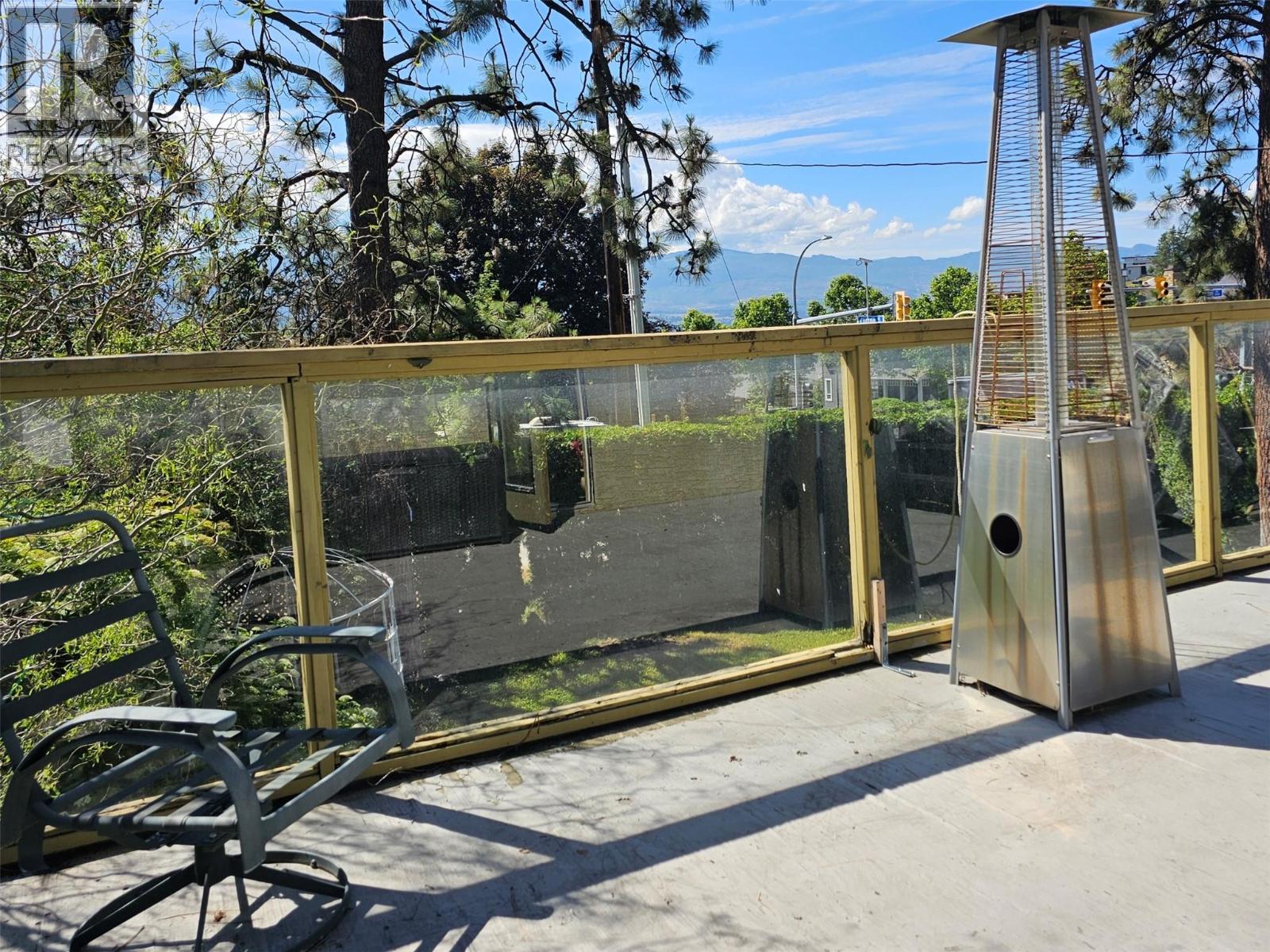  599 Clifton Road South, Kelowna