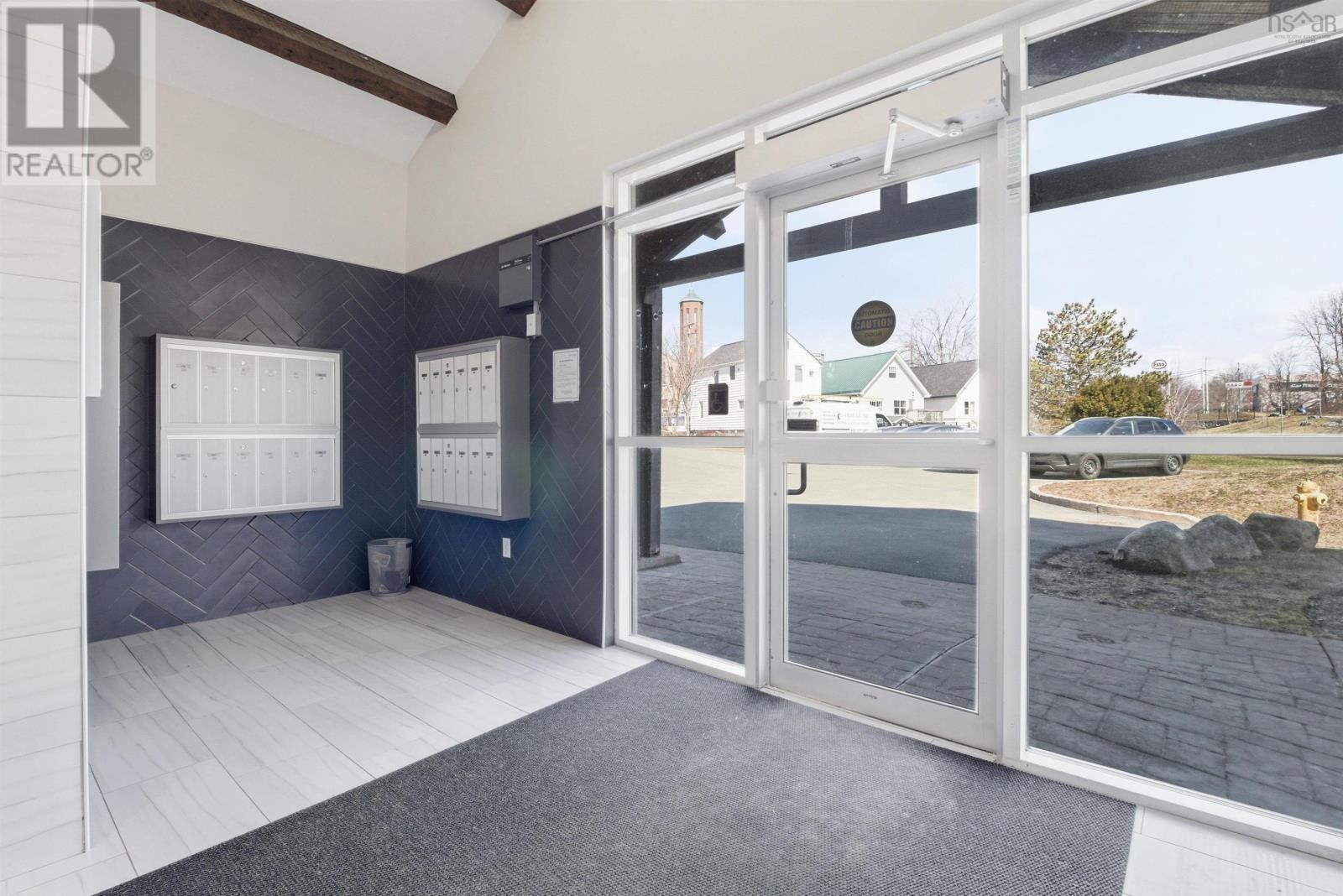 Property 27 of 38 of 406 162 Ochterloney Street